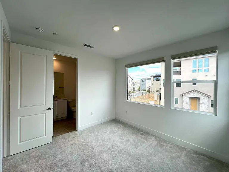 414 Clipper — Photo 14
