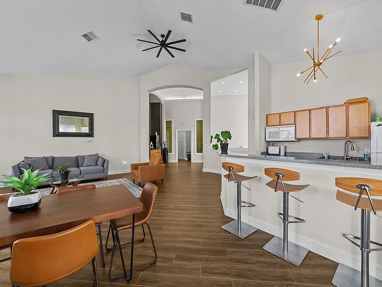 Burkburnett Residences — Photo 14