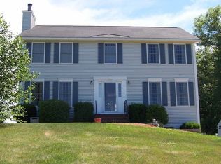 7 Faith Dr, Derry, NH 03038