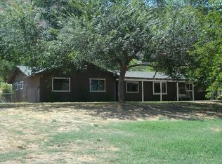 27634 Twin Ponds Rd, Clovis, CA 93619