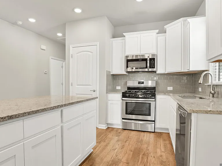 7642 W Pelican Lakes Ave — Photo 7