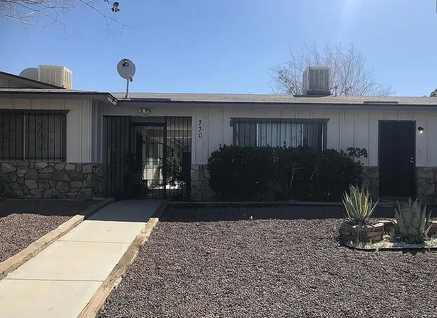 2 bed, 890 sqft, $1,425 — Photo 3