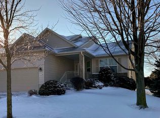 6409 Quail Ridge Dr SW, Cedar Rapids, IA 52404