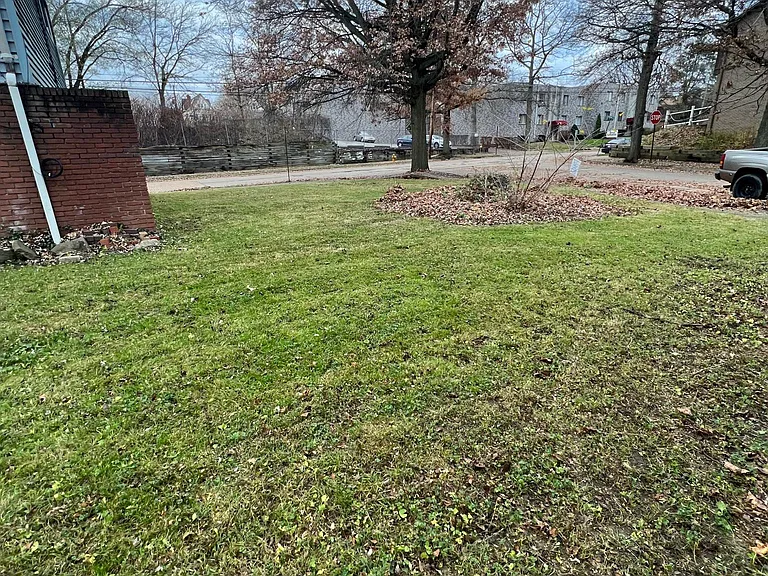406 Rebecca Ave — Photo 24
