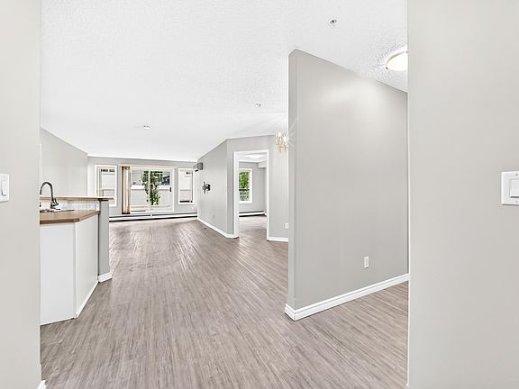 4th image of 9704 174th St NW #137