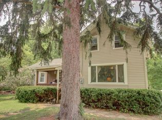 6358 Wolcottsville Rd, Akron, NY 14001