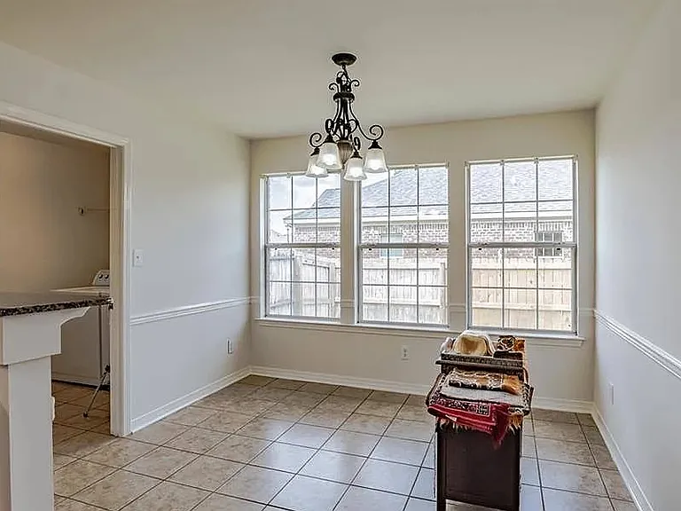 1375 Selby Phillips Dr — Photo 8