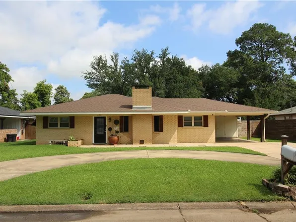 4112 Leon Dr, Alexandria, LA 71303