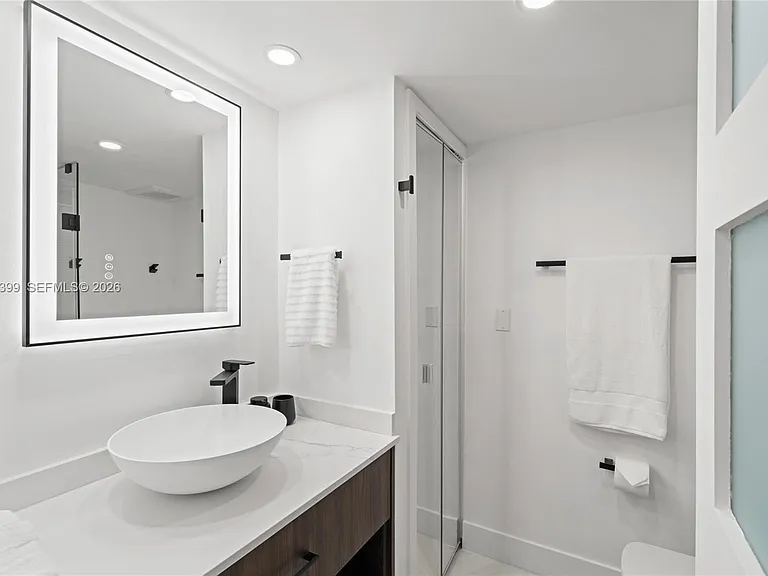 5701 Collins Ave #503 — Photo 22