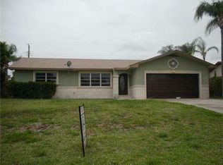 6621 Westview Dr, Lake Worth, FL 33462