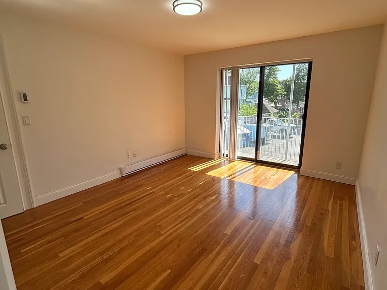 133 Summer St #17 — Photo 9