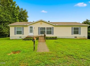 1524 Long Rd, Lenoir City, TN 37772