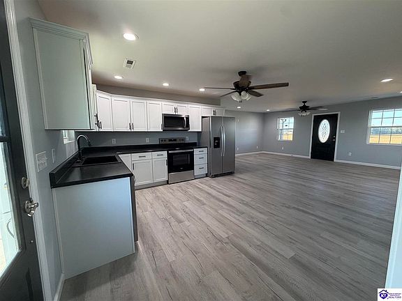 2nd image of 276 Palestine Rd