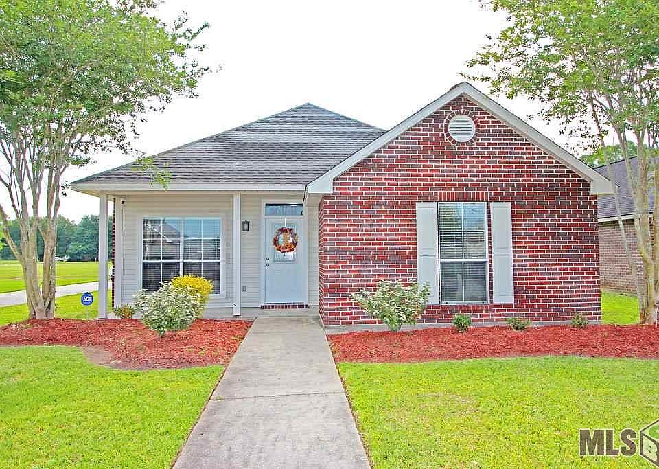 1st image of 604 S Daphne Dr