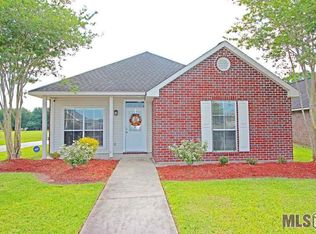 604 S Daphne Dr, Gonzales, LA 70737