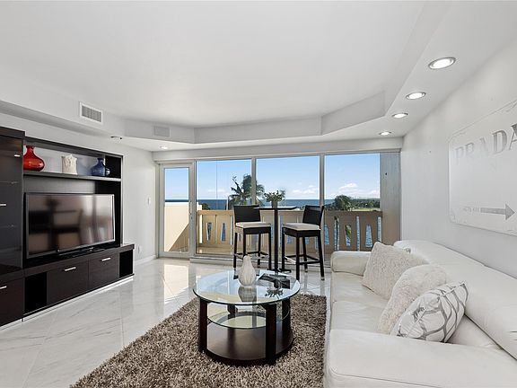 4th image of 2100 S Ocean Drive #5J