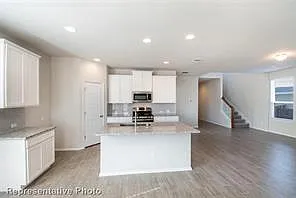117 Crescent St — Photo 3