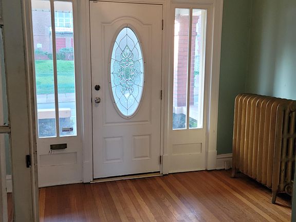 4th image of 4616 S Grand Blvd