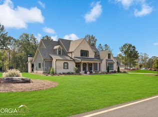 206 Chastain Dr, Forsyth, GA 31029