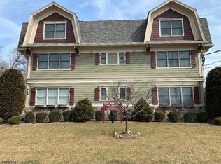 549 Park Ave APT 1C, Scotch Plains, NJ 07076