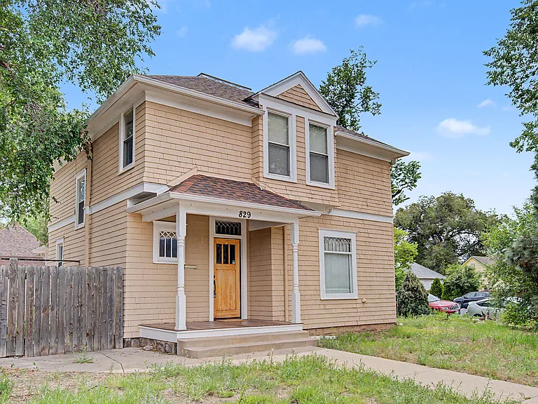 829 Sahwatch St — Photo 2