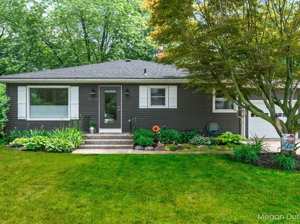 8288 Freeland Ave SW, Byron Center, MI 49315