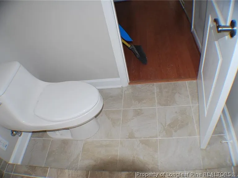 845 Log Cabin Rd — Photo 17