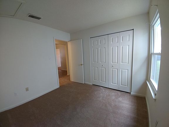 5th image of 738 Garfield Ave