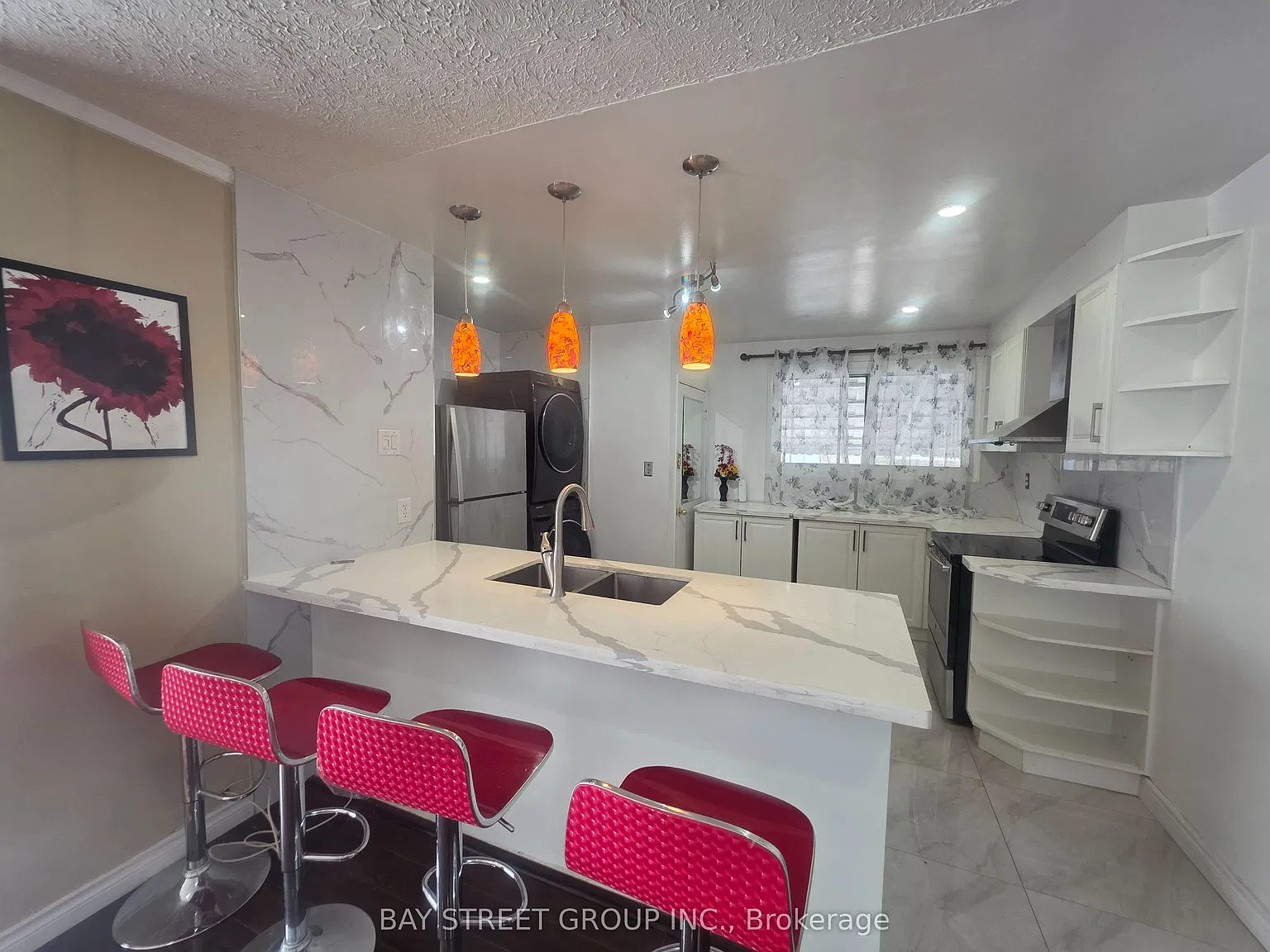 3 bed, $2,500 — Photo 3