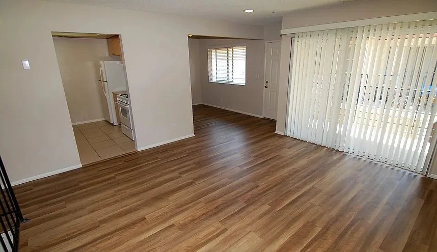 3 bed, 1500 sqft, $3,200 — Photo 4