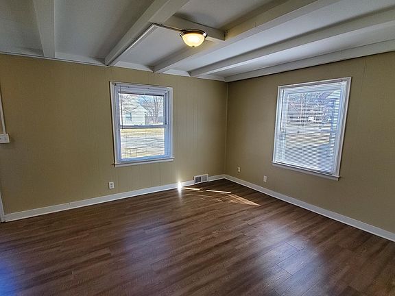 2nd image of 2404 Ned Dr