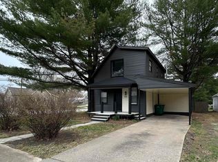 203 S Monroe St, Macomb, IL 61455