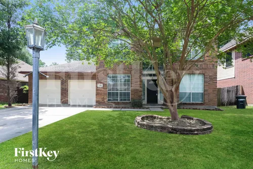 9131 Landry Blvd Photo 1