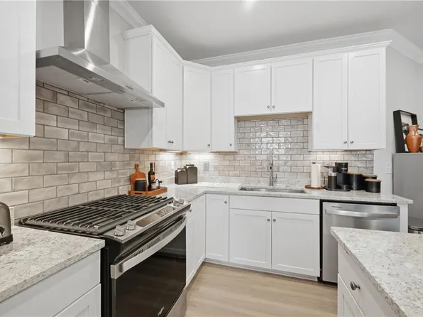 421 Life Tree Trl, Chesapeake, VA 23323