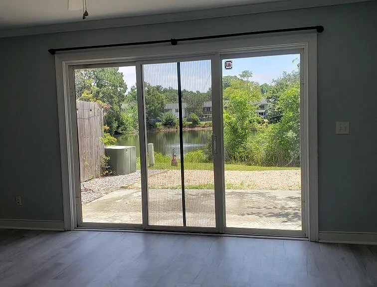 324 Lakeside Dr #E3 — Photo 6