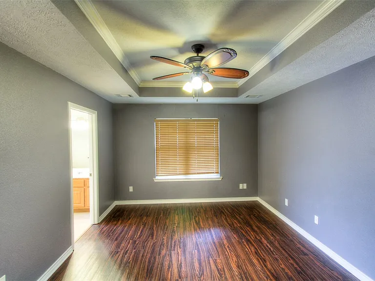 1508 Bluefield Ct — Photo 9