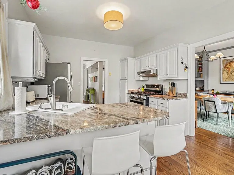 524 Broyles St SE — Photo 16