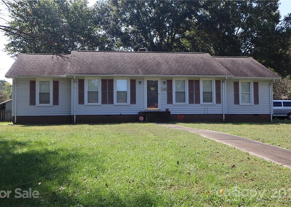 4400 Creemore Dr, Charlotte, NC 28213 Zillow