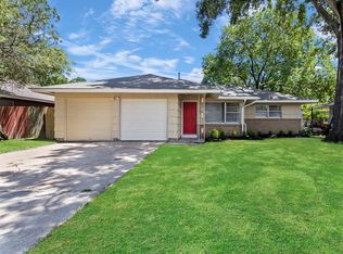 7406 Janak Dr, Houston, TX 77055