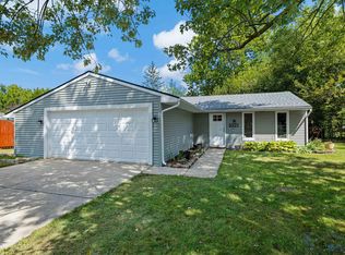 8323 Harwick Ct, Fort Wayne, IN 46815