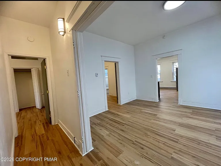 1028 N Webster Ave #1 — Photo 11