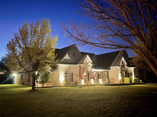 657 Hidden Lakes Blvd, Gunter, TX 75058