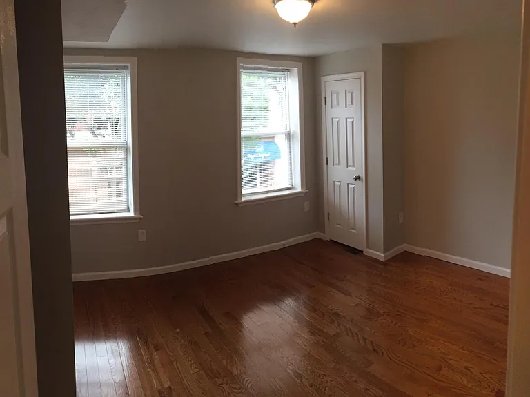 1722 E Pratt St — Photo 10