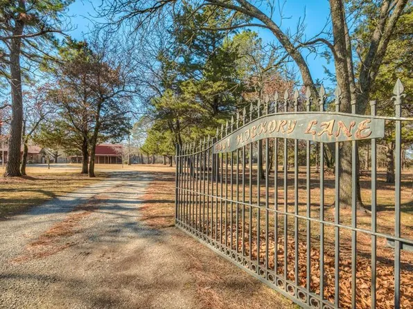 5401 Hickory Ln, Newalla, OK 74857