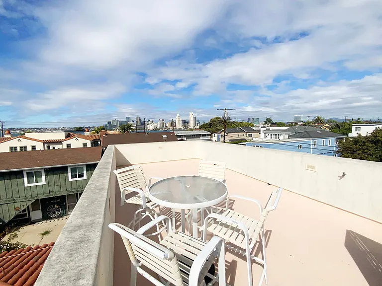 135 J Ave #B — Photo 6
