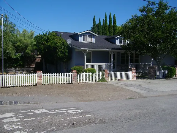 703 16th Ave, Menlo Park, CA 94025