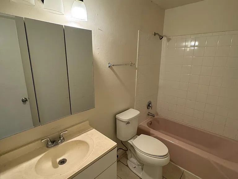 933 W Jasmine Dr — Photo 10
