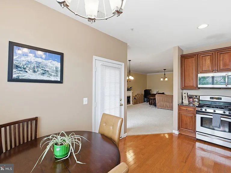 43905 Hickory Corner Ter #105 — Photo 8
