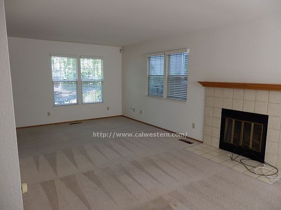 4th image of 16790 Loma St