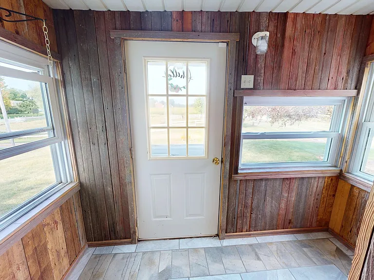 3806 Plymouth East Rd — Photo 9